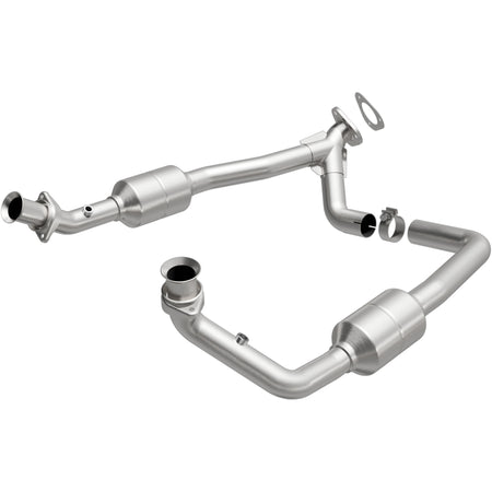MagnaFlow Exhaust Products 51378 - OEM Grade Direct-Fit Catalytic Converter 1