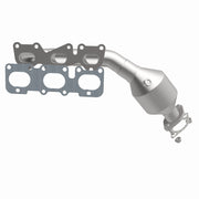 MagnaFlow Exhaust Products 51401 - Catalytic Converter with Integrated Exhaust Manifold