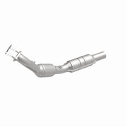 MagnaFlow Exhaust Products 51673 - OEM Grade Direct-Fit Catalytic Converter 3