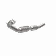 MagnaFlow Exhaust Products 51683 - OEM Grade Direct-Fit Catalytic Converter 5