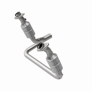 MagnaFlow Exhaust Products 51770 - OEM Grade Direct-Fit Catalytic Converter