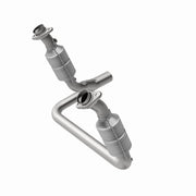 MagnaFlow Exhaust Products 51770 - OEM Grade Direct-Fit Catalytic Converter