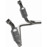 MagnaFlow Exhaust Products 51770 - OEM Grade Direct-Fit Catalytic Converter 1