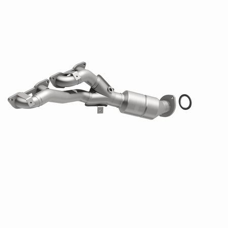 MagnaFlow Exhaust Products 51868 - OEM Grade Manifold Catalytic Converter 21