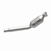 MagnaFlow Exhaust Products 52070 - OEM Grade Direct-Fit Catalytic Converter
