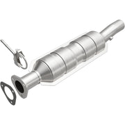 MagnaFlow Exhaust Products 52228 OEM Grade premium catalytic converter for 1997-2019 Ford