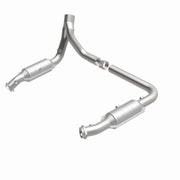 MagnaFlow Exhaust Products 52451 - OEM Grade Direct-Fit Catalytic Converter 2