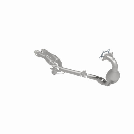 MagnaFlow Exhaust Products 52647 - OEM Grade Manifold Catalytic Converter 3