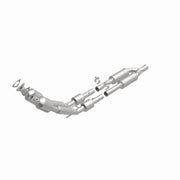 MagnaFlow Exhaust Products 5411799 California premium catalytic converter for 2006-2008 Volkswagen Passat, view 2