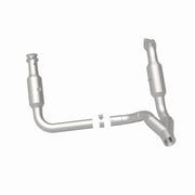 MagnaFlow Exhaust Products 5451664 - California CARB Direct-Fit Catalytic Converter 4