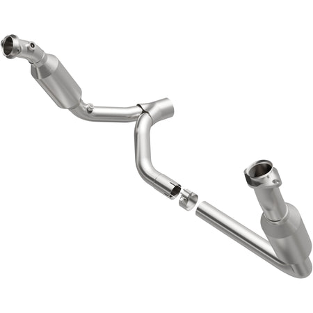 MagnaFlow Exhaust Products 5451711 - California CARB Direct-Fit Catalytic Converter 1