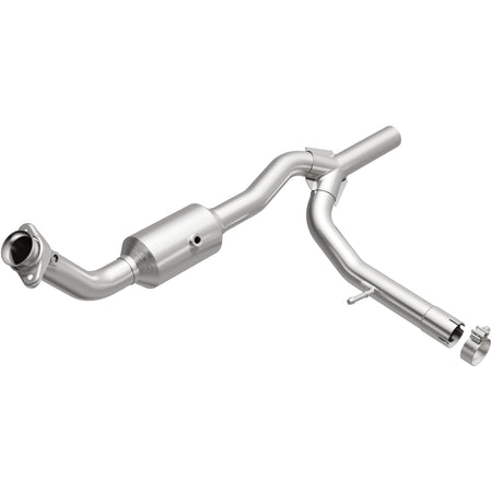 MagnaFlow Exhaust Products 5451834 - California CARB Direct-Fit Catalytic Converter 1