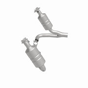 MagnaFlow Exhaust Products 5451849 - California CARB Direct-Fit Catalytic Converter 1