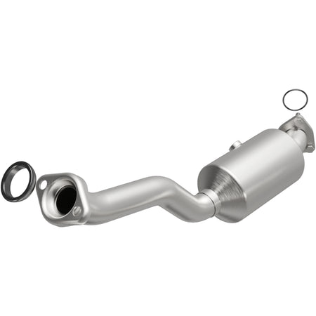 MagnaFlow Exhaust Products 5461767 - California CARB Direct-Fit Catalytic Converter 1