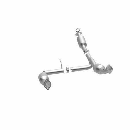 MagnaFlow Exhaust Products 5481108 - California CARB Direct-Fit Catalytic Converter 1