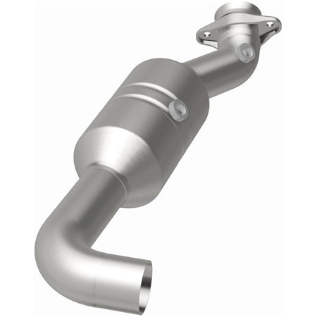 MagnaFlow Exhaust Products 5551296 - California CARB Direct-Fit Catalytic Converter 5