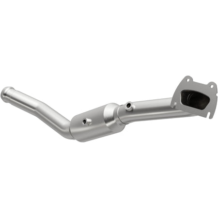MagnaFlow Exhaust Products 5551723 - California CARB Direct-Fit Catalytic Converter 1