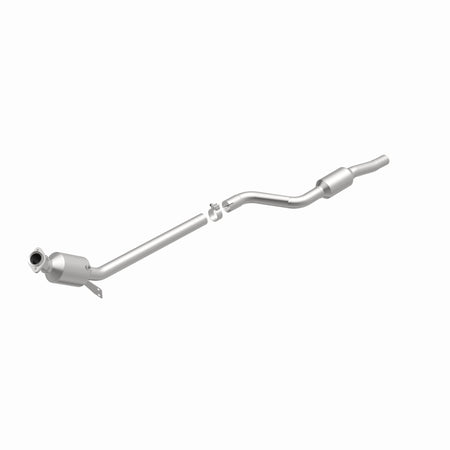 MagnaFlow Exhaust Products 5561448 - California CARB Direct-Fit Catalytic Converter 1