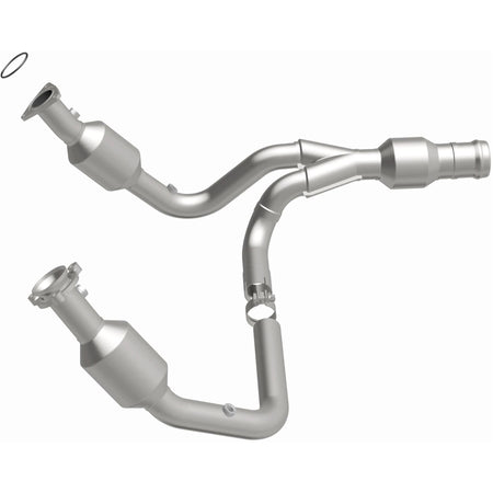MagnaFlow Exhaust Products 5582617 - California CARB Direct-Fit Catalytic Converter 5