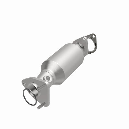 MagnaFlow Exhaust Products 5582668 - California CARB Direct-Fit Catalytic Converter 1