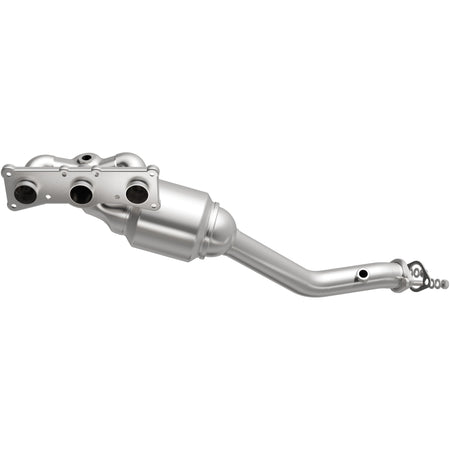 MagnaFlow Exhaust Products 5631762 - California CARB Manifold Catalytic Converter 1