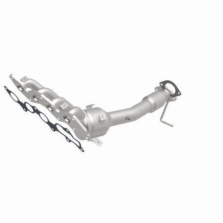MagnaFlow Exhaust Products 5631995 - California CARB Manifold Catalytic Converter 3