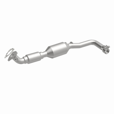 MagnaFlow Exhaust Products 5671481 - California CARB Direct-Fit Catalytic Converter 1