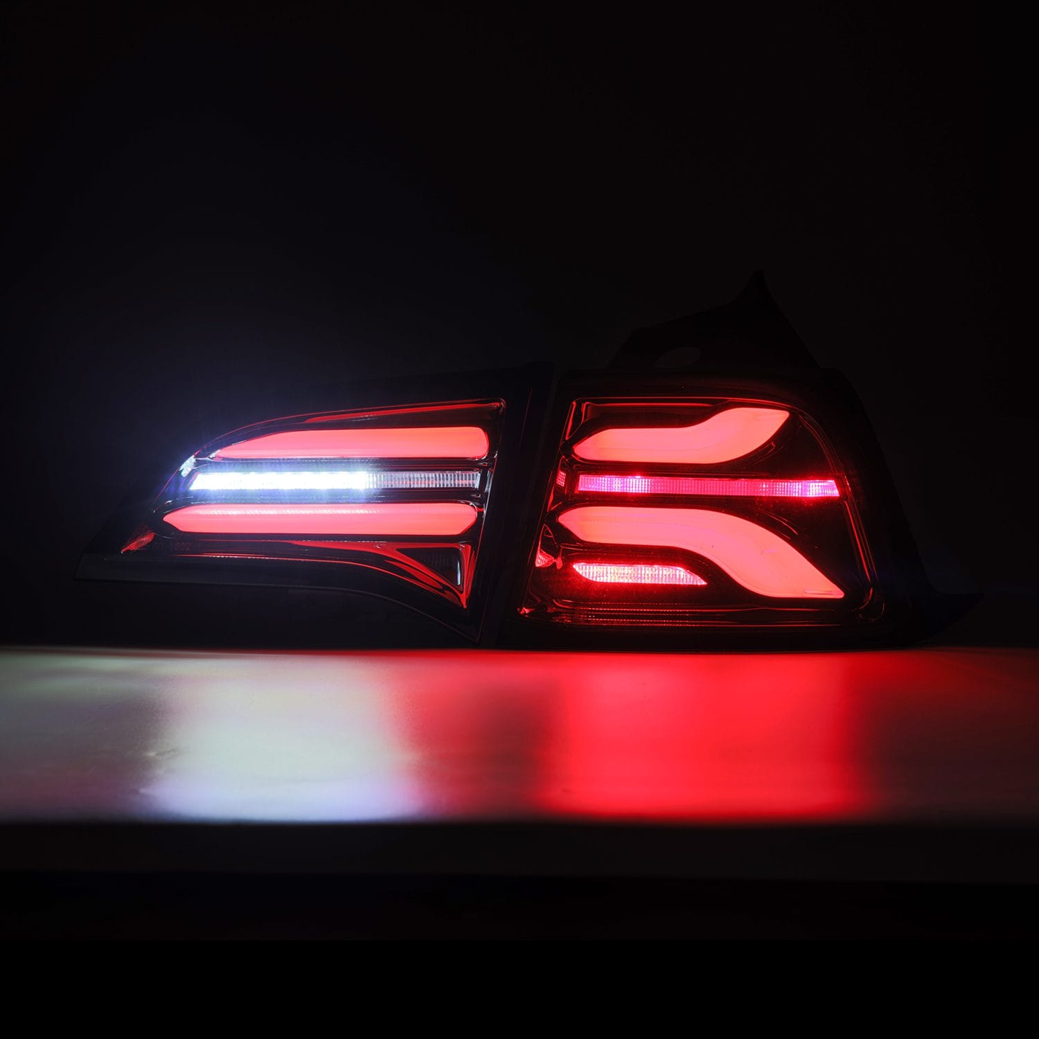 AlphaRex AlphaRex 601010 Tail Light Assembly