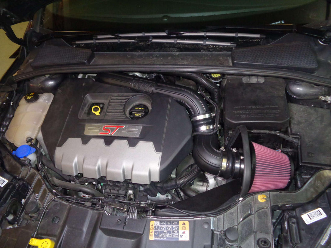 Flowmaster 615174 - Delta Force Performance Air Intake Carb Compliant Fits 2015-2018 Ford Focus St With 2.0L Turbo Engine Only Fits 2015 Models With The Air Temp Style Sensor. Carb Compliant Under Eo # D-698-7 Flowmaster 1