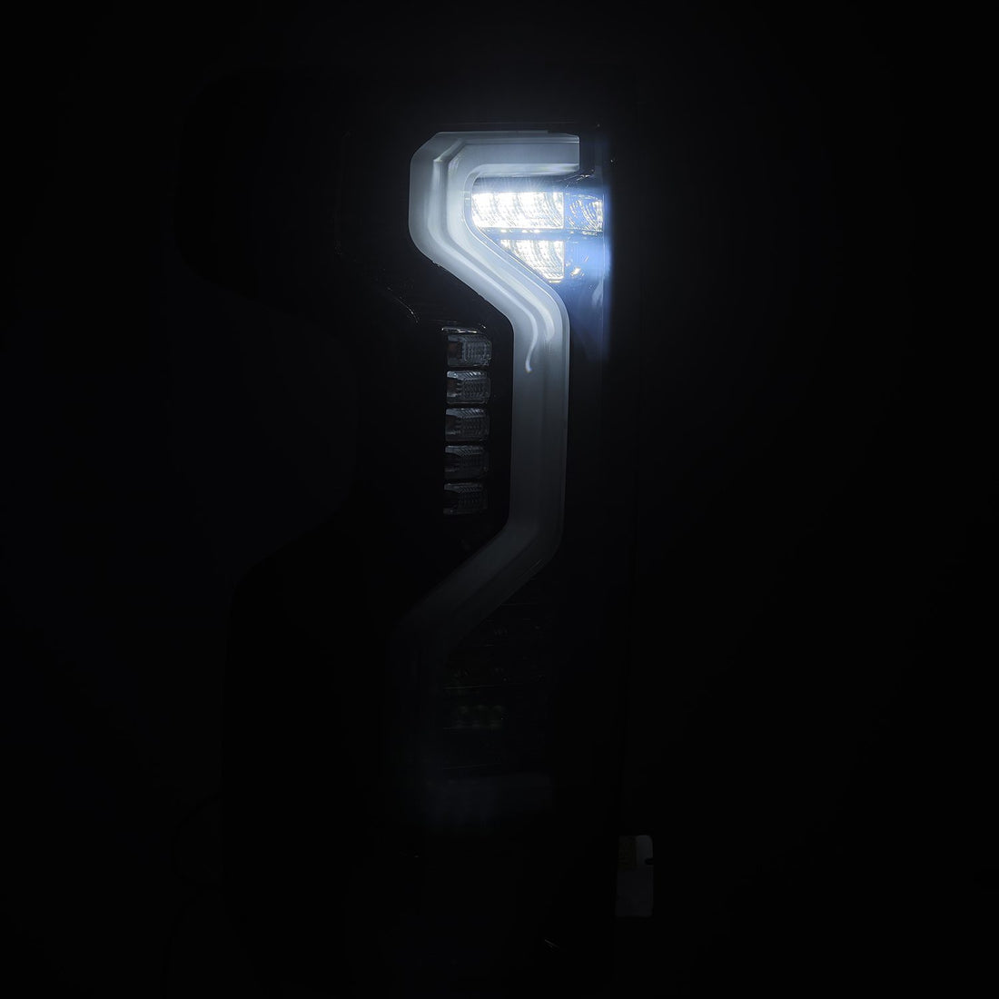 AlphaRex 620070 - Tail Light Assembly