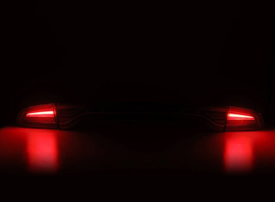 AlphaRex 642030 - Prismatic LED Taillights Chrome 3
