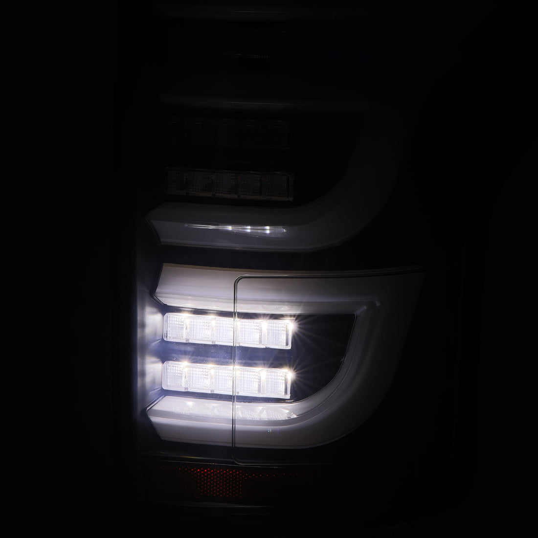 AlphaRex 652040 - LED Taillights Black
