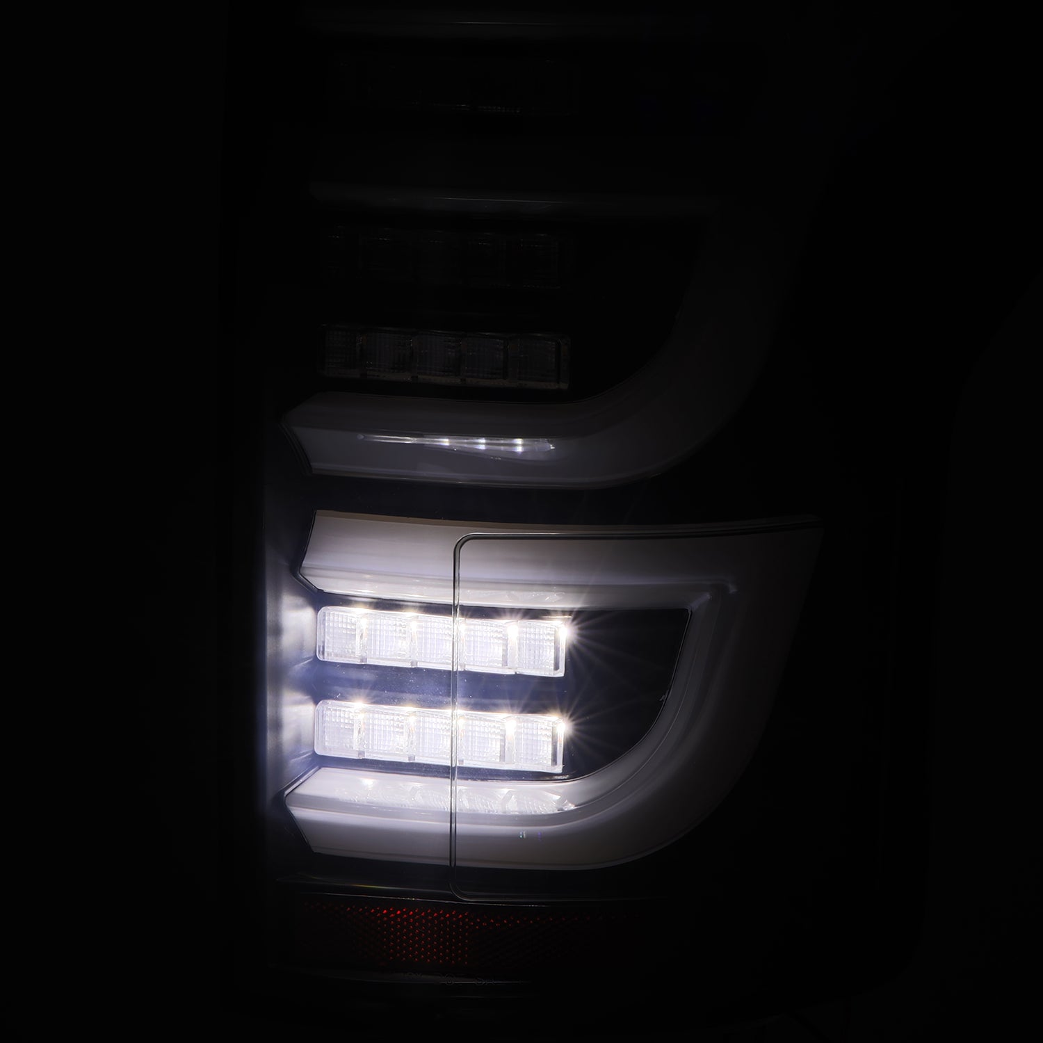 AlphaRex 652040 - LED Taillights Black