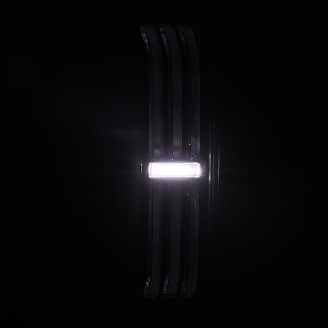 AlphaRex 679020 - Prismatic LED Taillights Black
