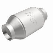 MagnaFlow Exhaust Products 69019 Metallic Grade regular catalytic converter, view 3