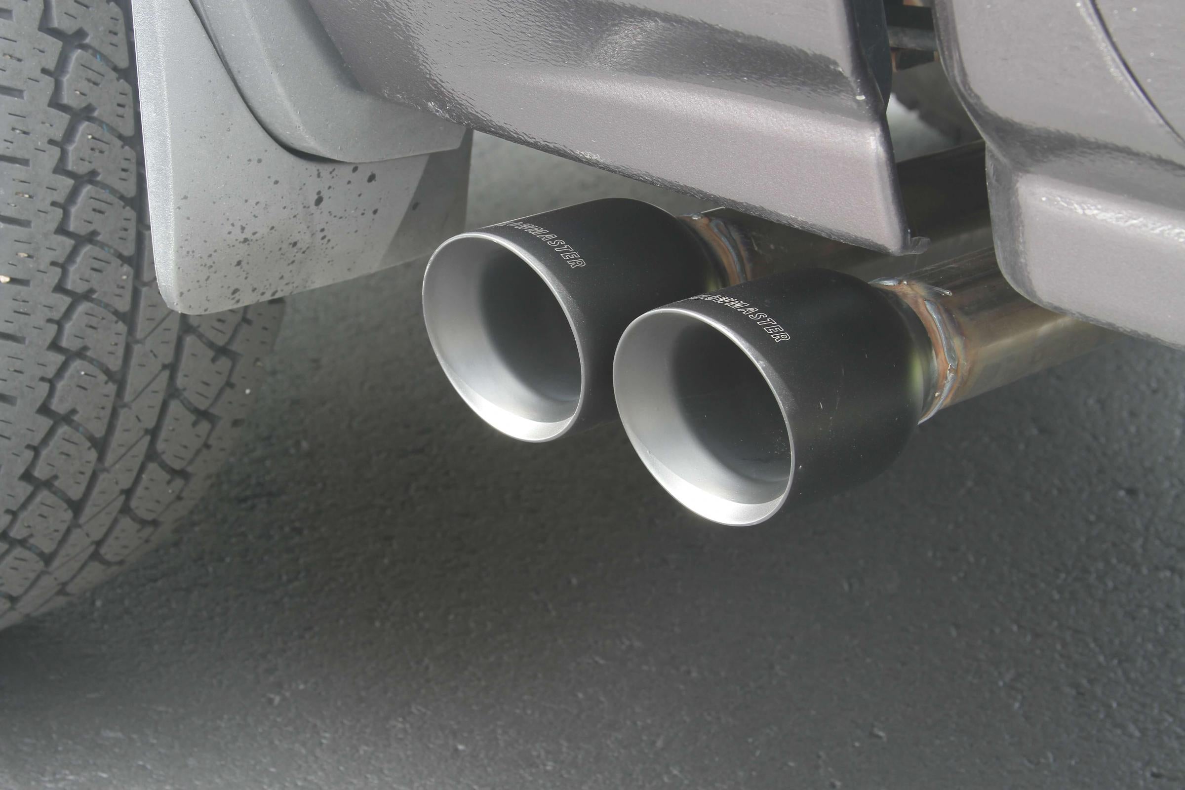 Flowmaster 717787 - Flow Fx Cat-Back Exhaust System 2014-2019 (Classic Body) Chevrolet Silverado 1500 And Gmc Sierra 1500 Crew Cab And Double Cab Models With 4.3L/5.3L Engine Aggressive To Moderate Sound Flowmaster 4