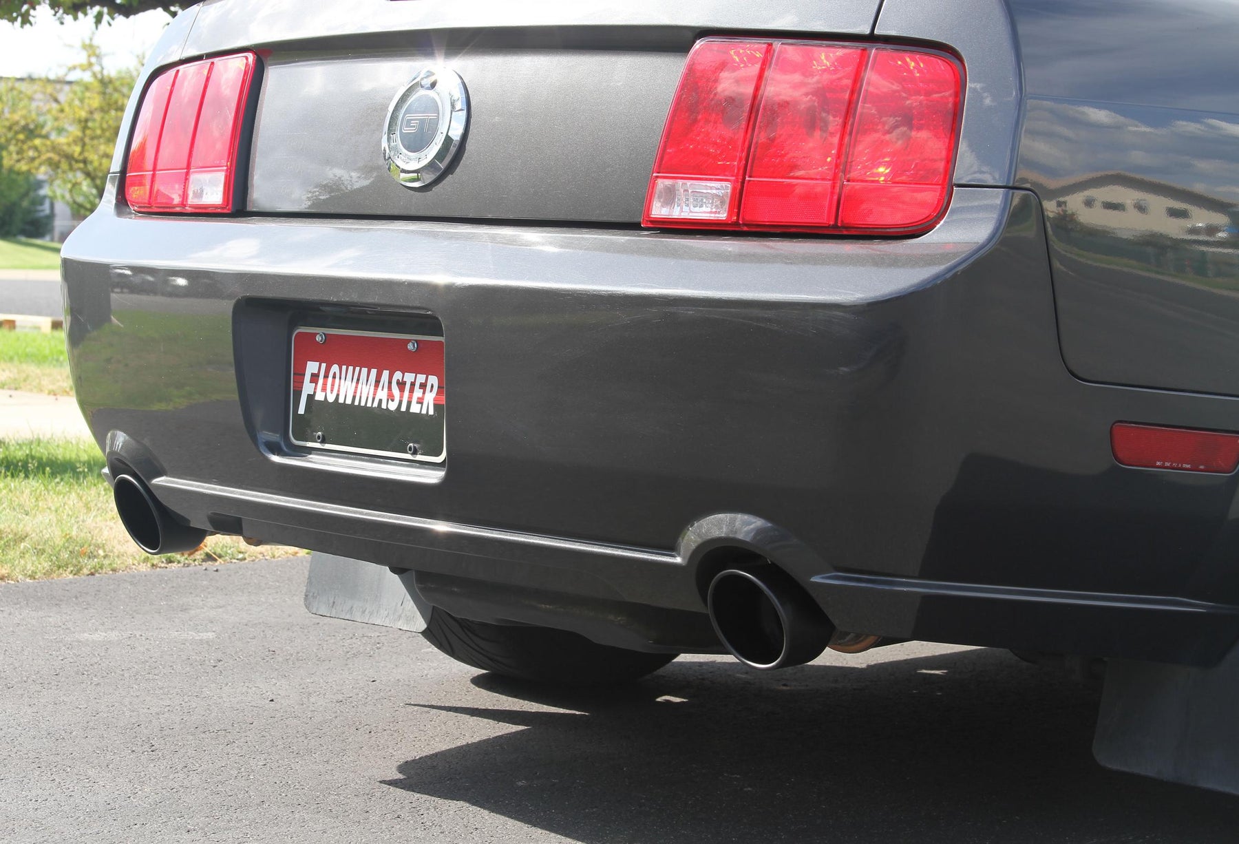 Flowmaster 717827 Flow Fx Axle-Back Exhaust System Aggressive To Moderate Sound