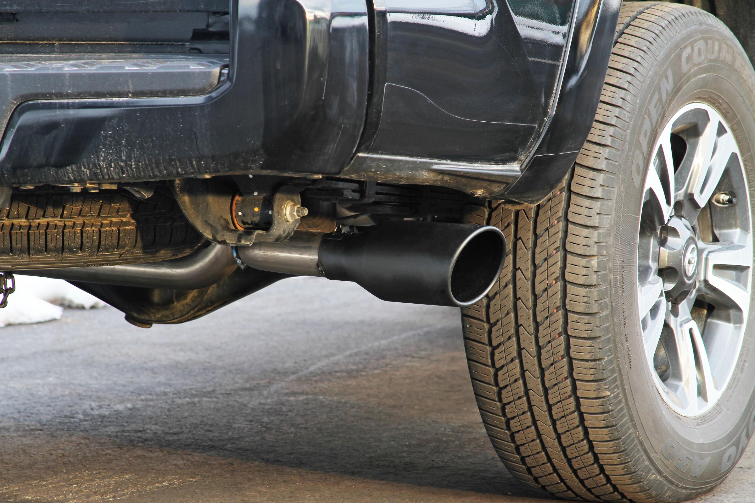 Flowmaster 717918 - Flow Fx Cat-Back Exhaust System Fits 2016-2023 Tacoma 3.5L, Flow Fx, Stainless Steel, Dual Exit Exhaust System, 2/4 Wheel Drive, All Wheelbases Aggressive To Moderate Sound Flowmaster 5