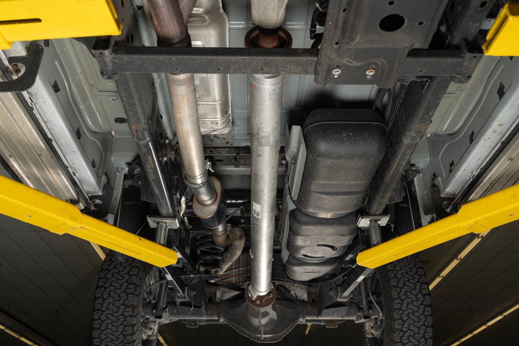 Flowmaster 717941 - Muffler