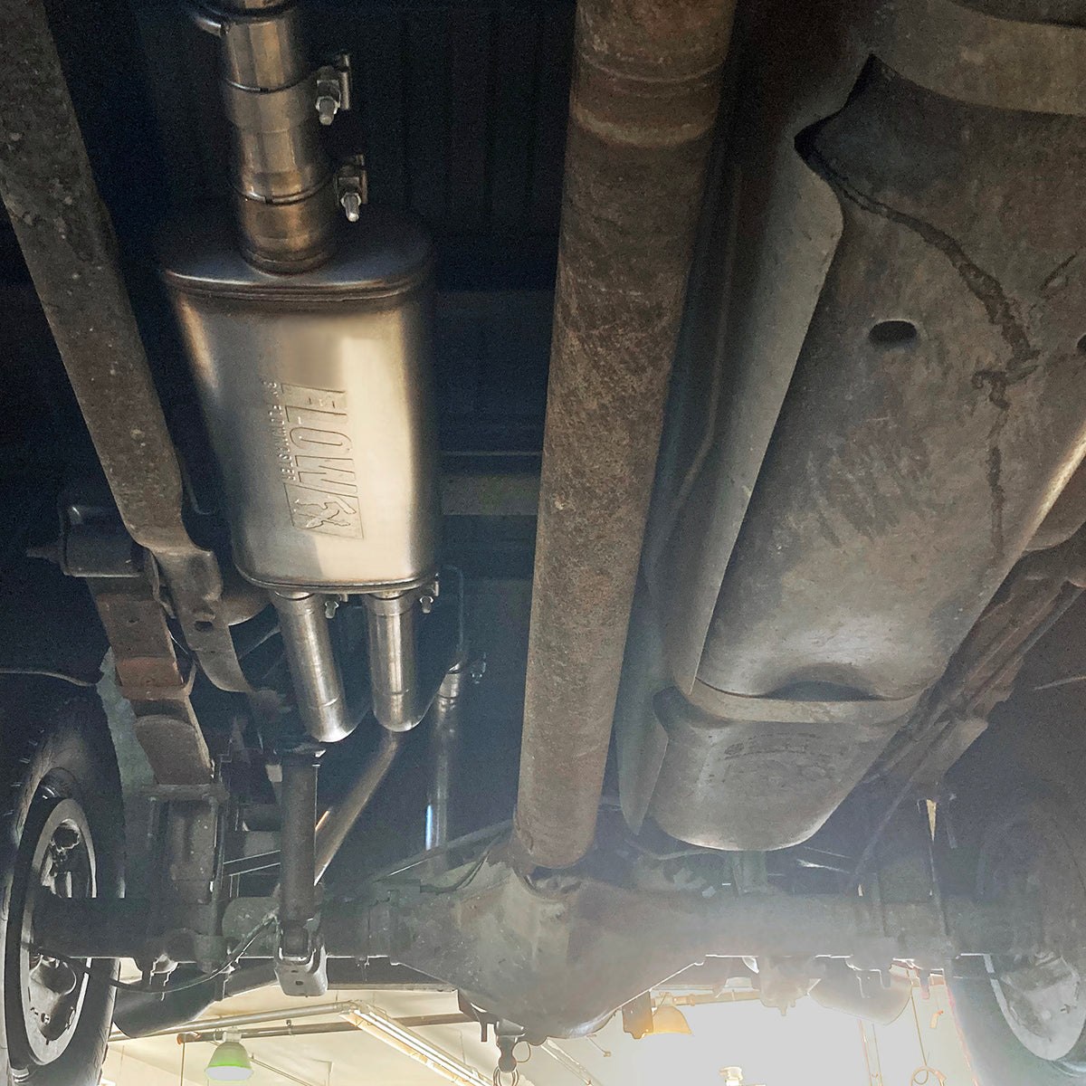 Flowmaster 717946 - Flow Fx Cat-Back Exhaust System Fits 1994-2001 Dodge Ram 1500 And 1994-2002 2500/3500 With 3.9L / 5.2L / 5.9L Engines, Stainless Steel, Dual Exit Flowmaster 3