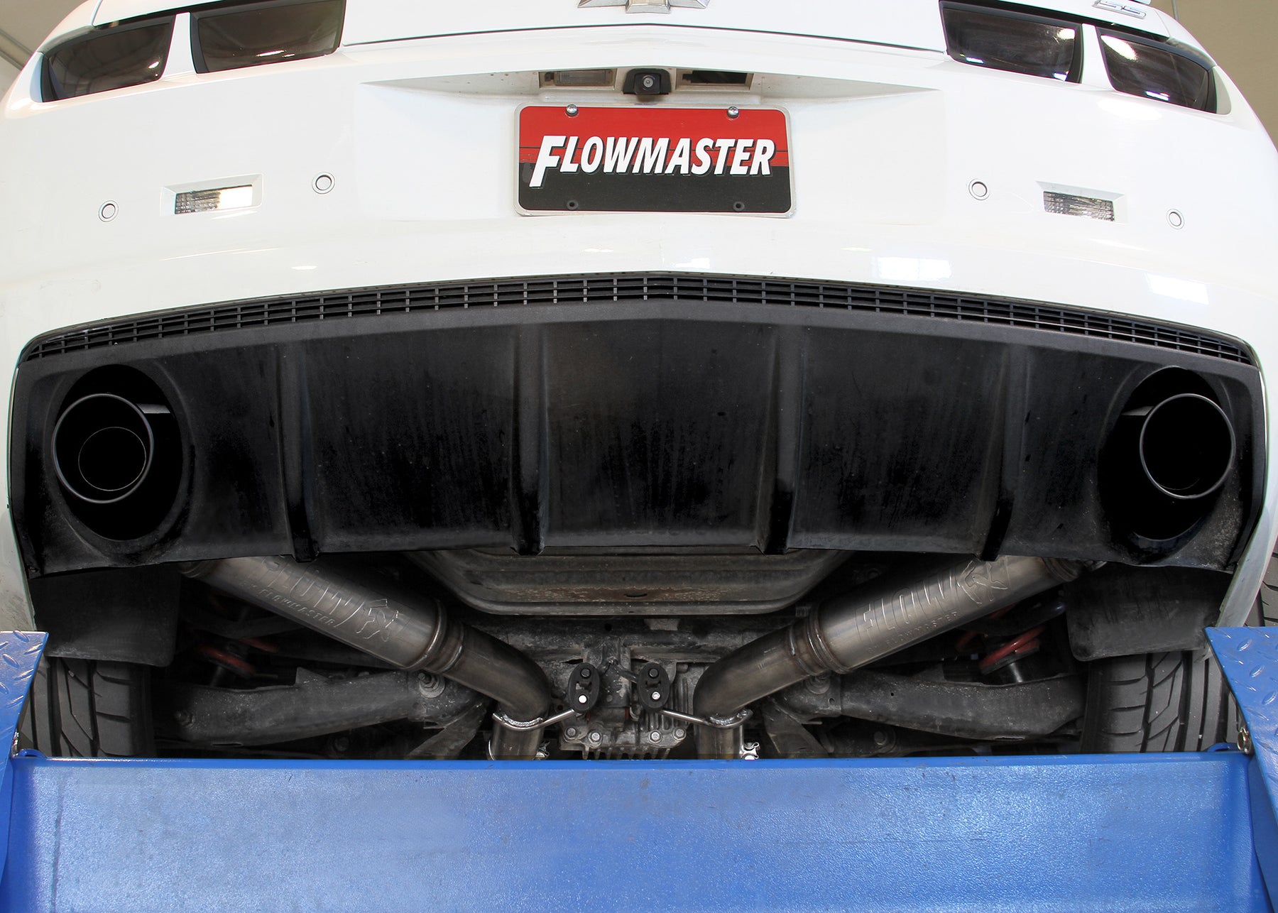 Flowmaster 717991 Flow Fx Axle-Back Exhaust System 3.0 Inch Stainless Steel