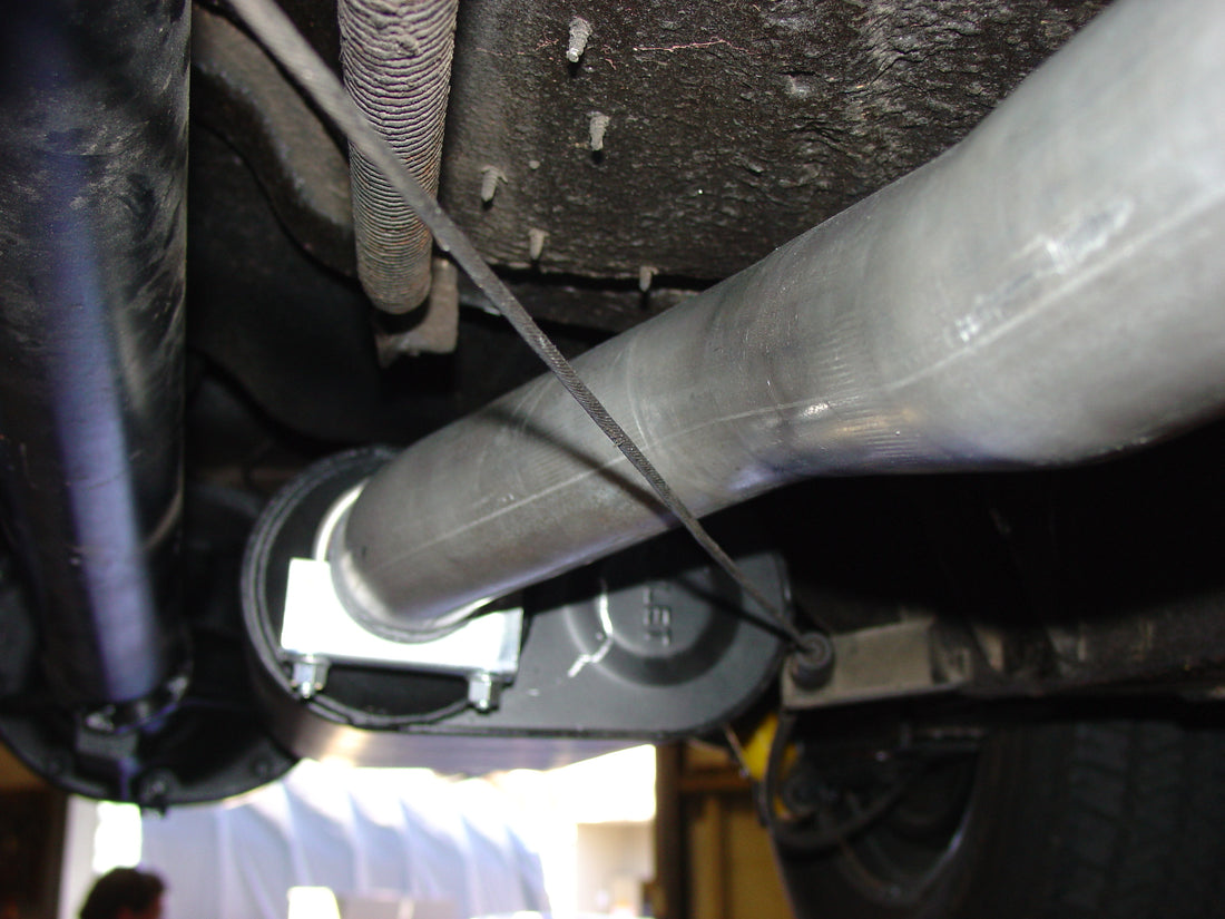 Flowmaster 817174 American Thunder Crossmember-Back Exhaust System Aggressive To Moderate Sound
