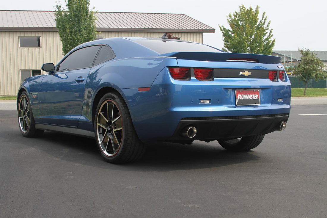 Flowmaster 817483 American Thunder Axle-Back Exhaust System Aggressive Sound