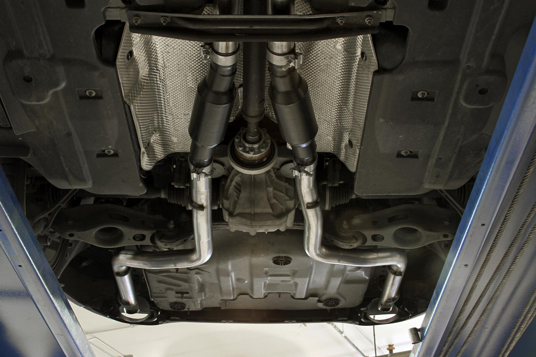 Flowmaster 817774 - Outlaw Cat-Back Exhaust System 2015-2016 Dodge Charger R/T With 5.7L Hemi Engine & 2015-2023 Chrysler 300 With 5.7L Hemi Engine Aggressive Sound Flowmaster 4