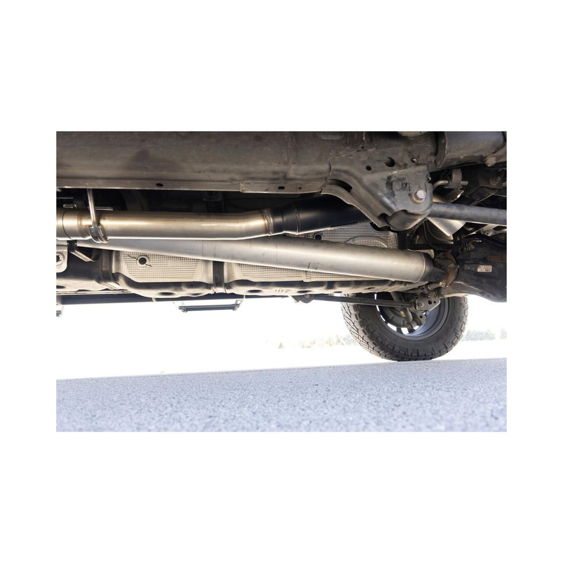 Flowmaster 818138 - Outlaw Extreme Cat-Back Exhaust System Fits 2022-2025 Toyota Tundra 3.4-Liter, Cat-Back, Single Out Dump Exit, Outlaw Extreme