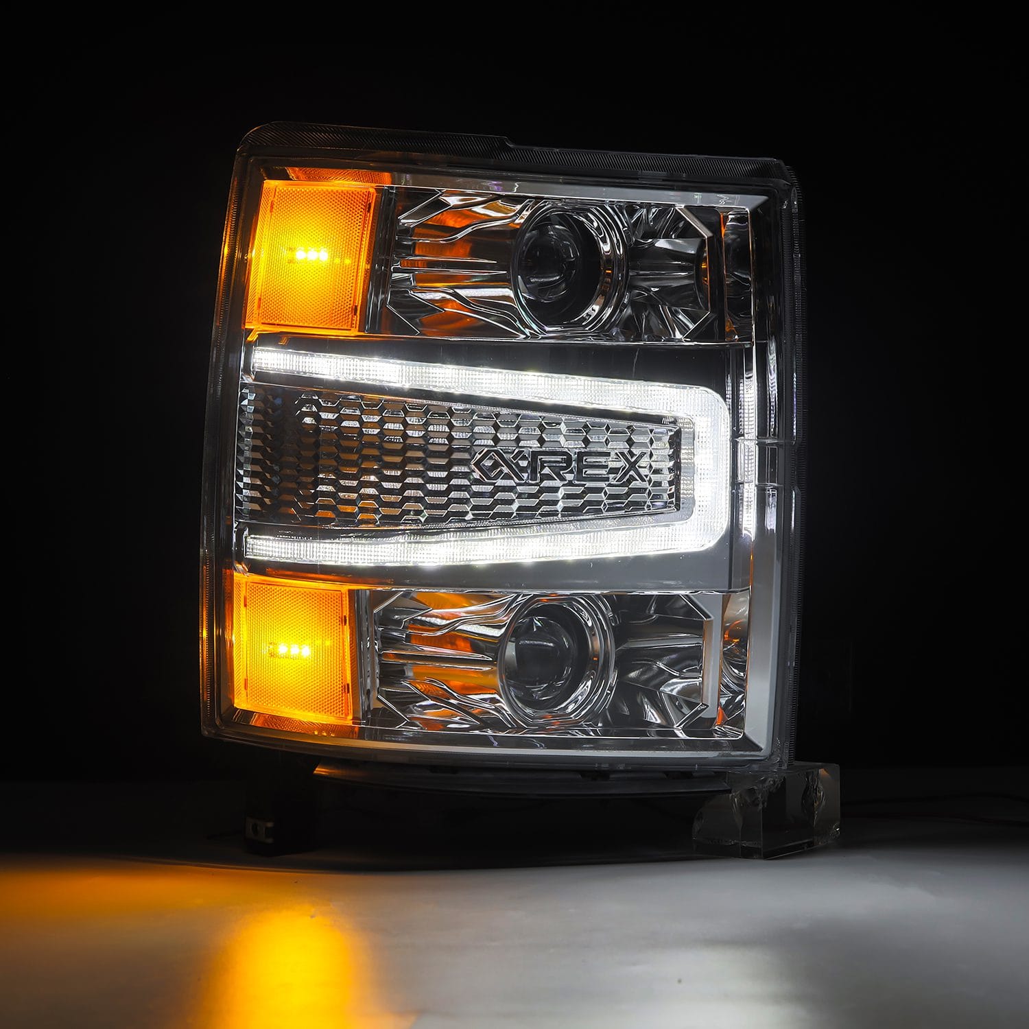 AlphaRex 880243 - Headlight Assembly