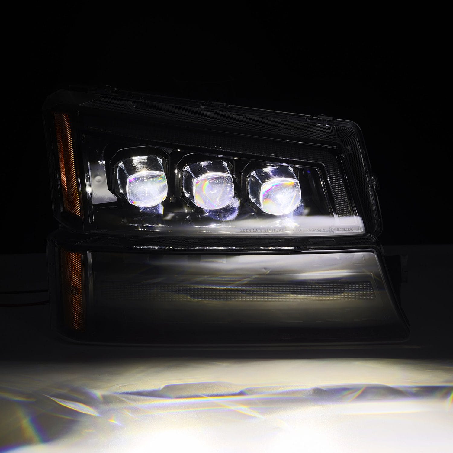 AlphaRex NA AlphaRex 880254 - Projector Headlights Alpha-Black