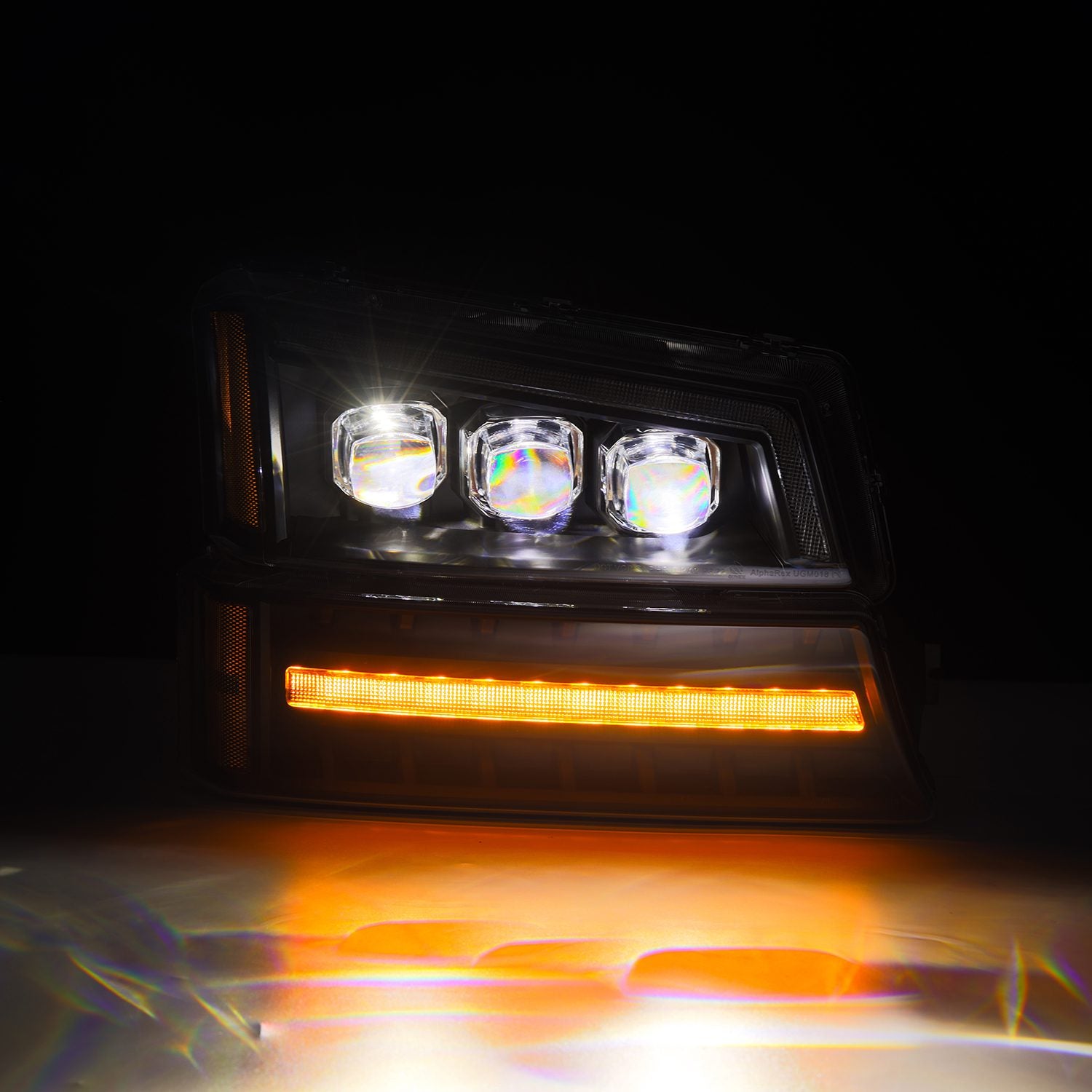 AlphaRex 880256 - Projector Headlights Black