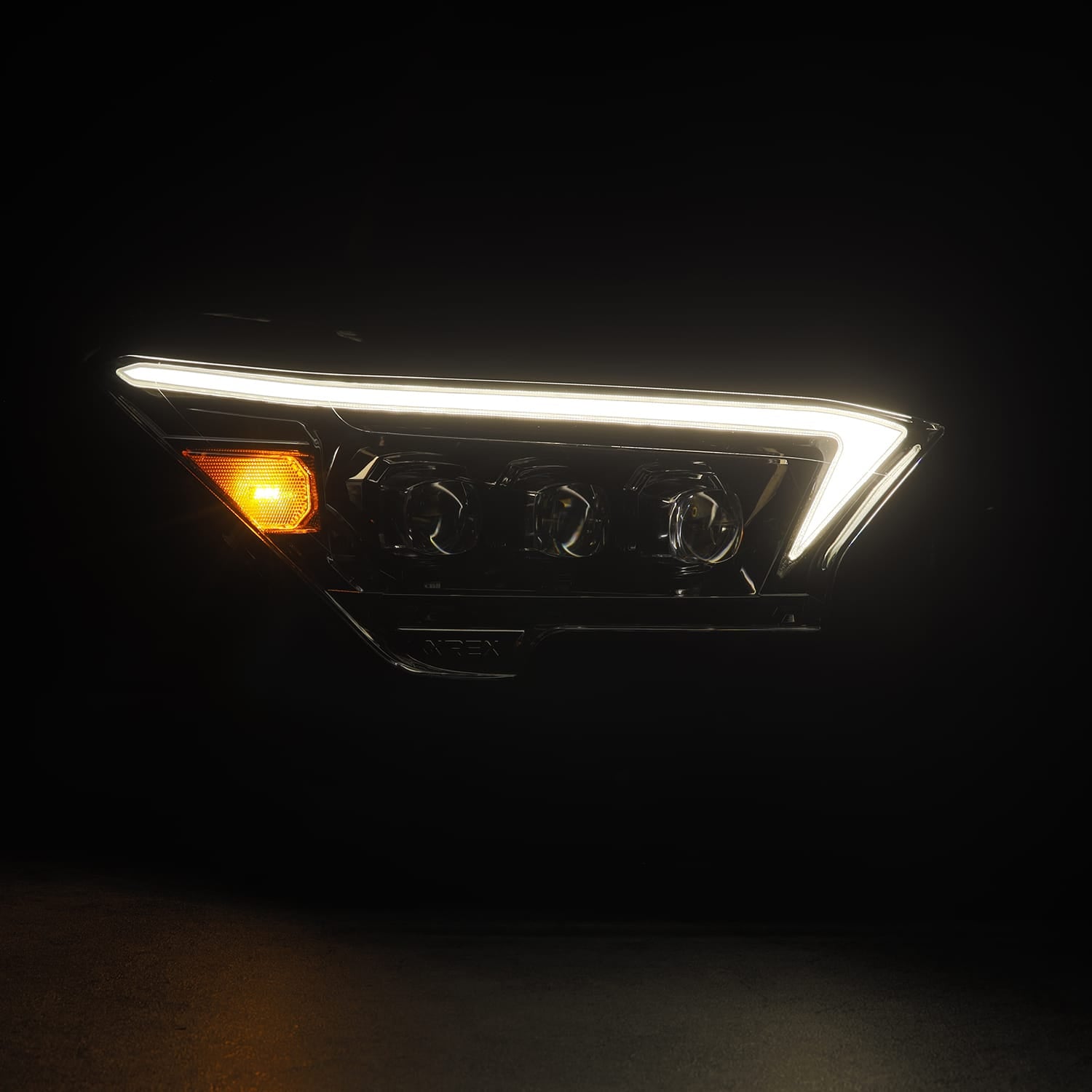 AlphaRex AlphaRex 880332 Headlight Assembly