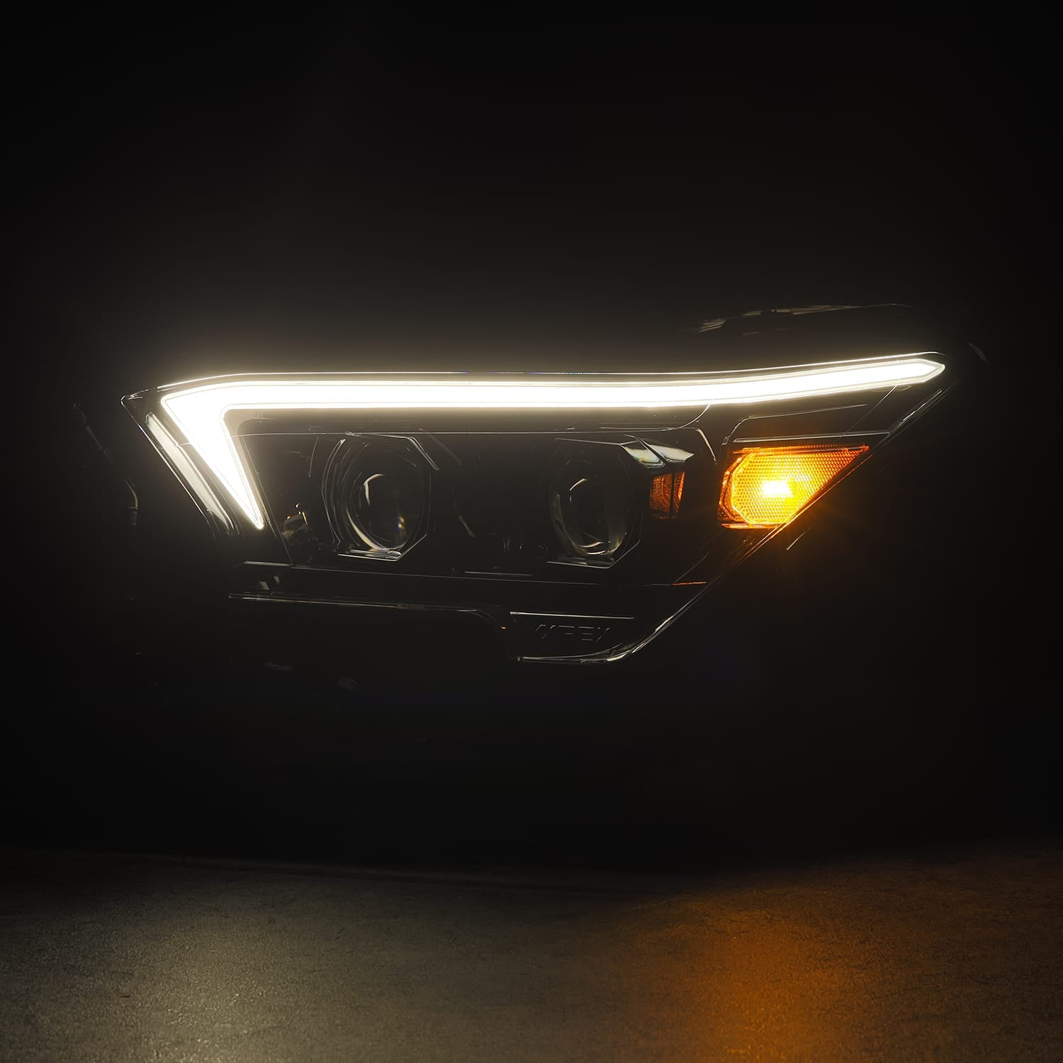 AlphaRex AlphaRex 880334 Headlight Assembly